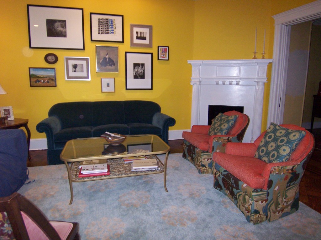 Yellow room with chairs