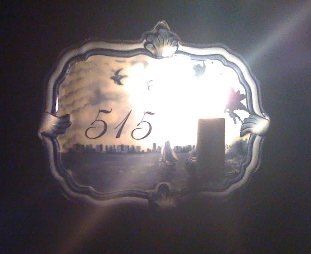 Mondrian room number