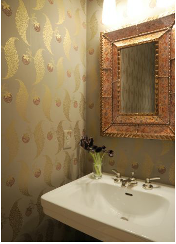 Farrow & Ball Rosslyn wallpaper in powder room