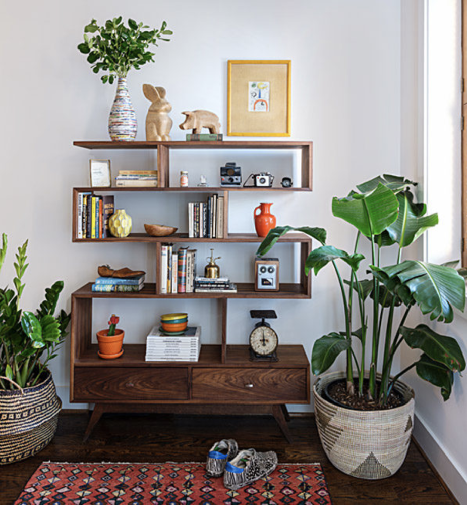 Wooden bookcase with accessories